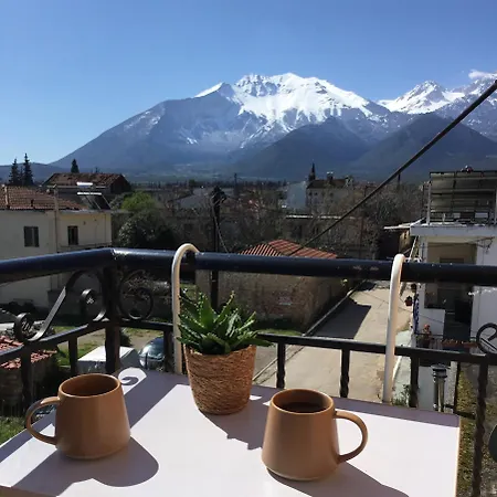 Triantafyllou Hotel *